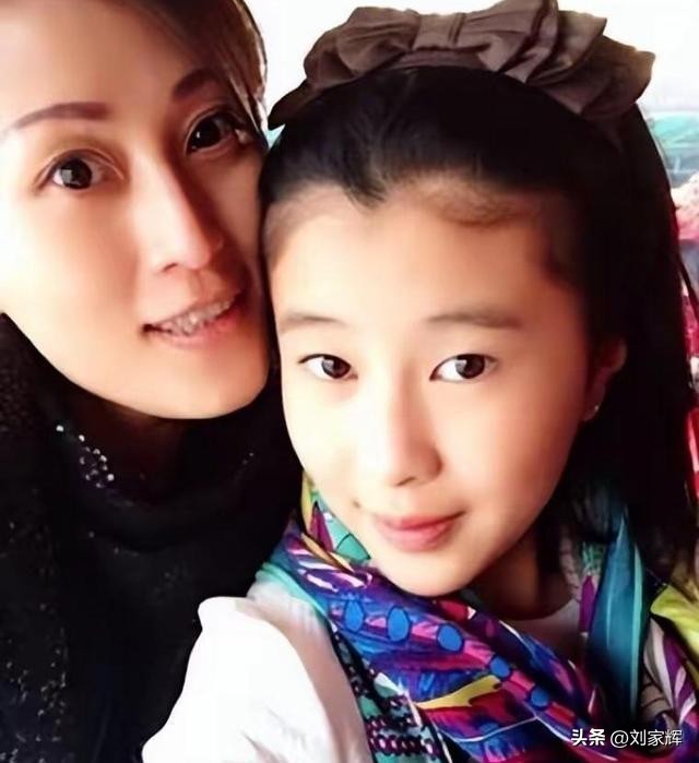 杨子前妻陶虹：离婚不离家，黄圣依是我闺蜜，她坐月子是我看护的  -图7